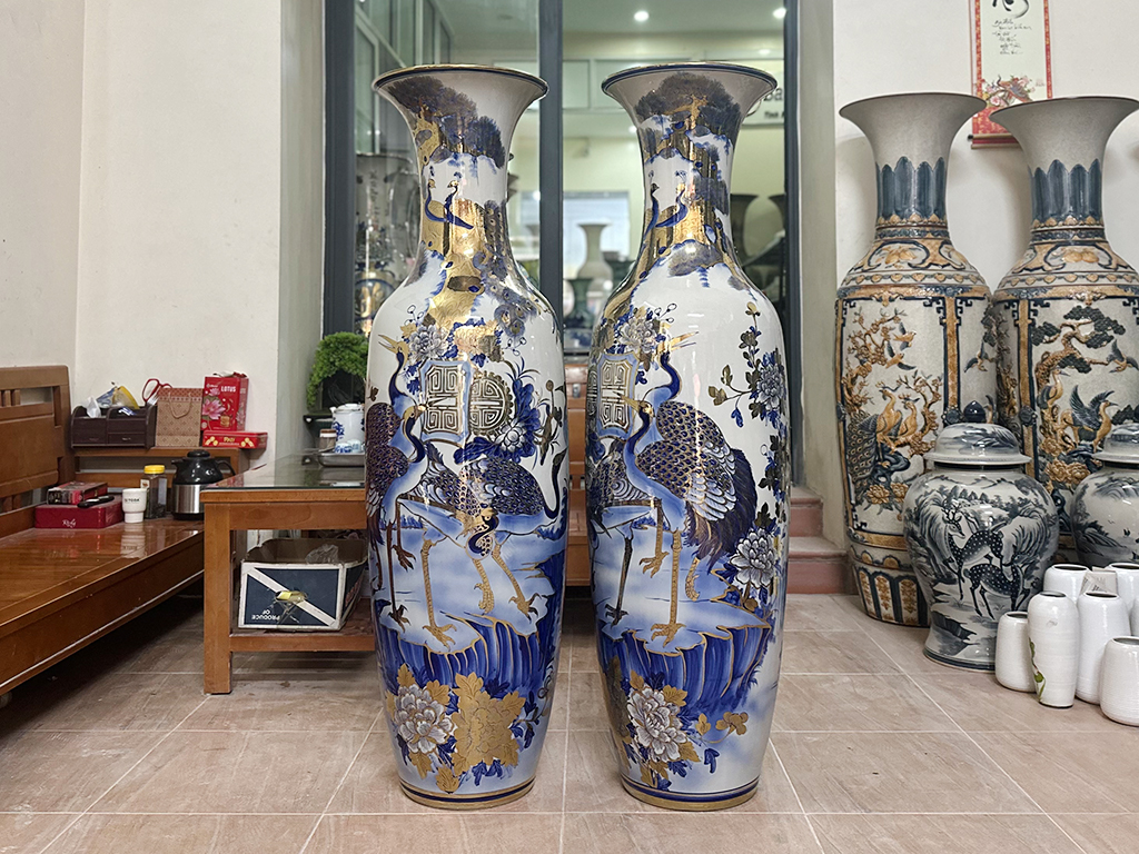 Lọ lộc bình Ngũ Phúc men lam vẽ vàng công nghệ nano 1m4 3